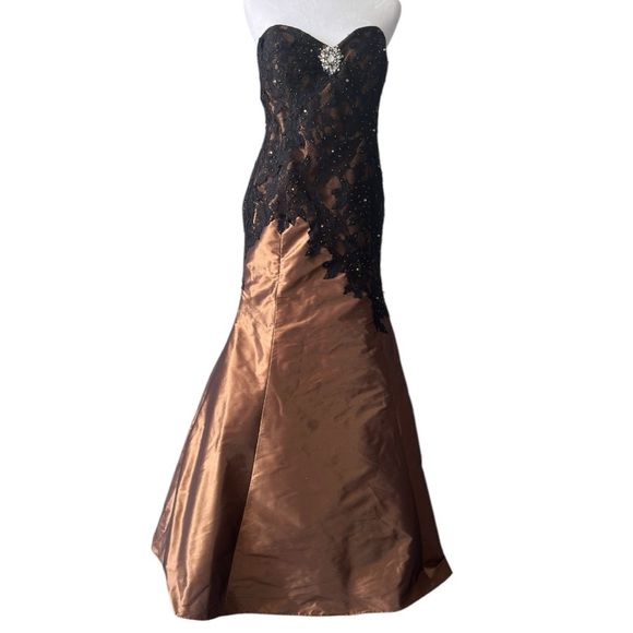 Rina diMontella Dresses & Skirts - RINA DI MONTELLA SOCIAL MOTHER OF THE BRIDE DRESS 12 Black/Champagne MRSP 1,268